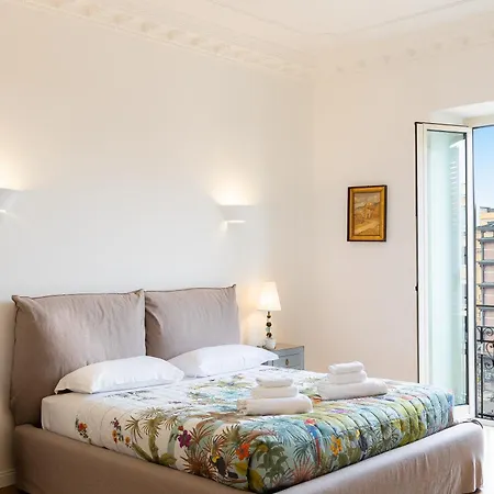 Amazing Piazza Fiume