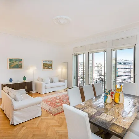 Amazing Piazza Fiume