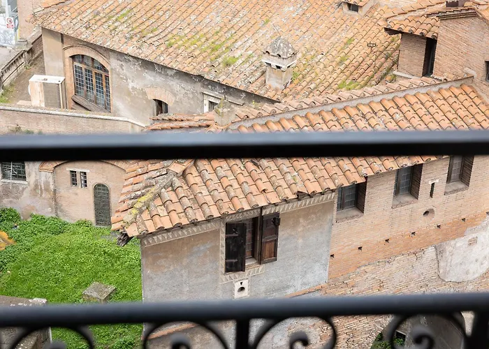 Amazing Piazza Fiume